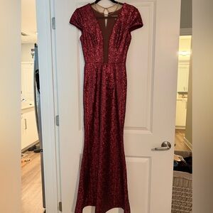Dress the population Elegant Burgundy Sequin Evening Gown
